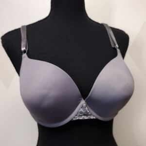 Maidenform sculpted cup underwire bra 38D